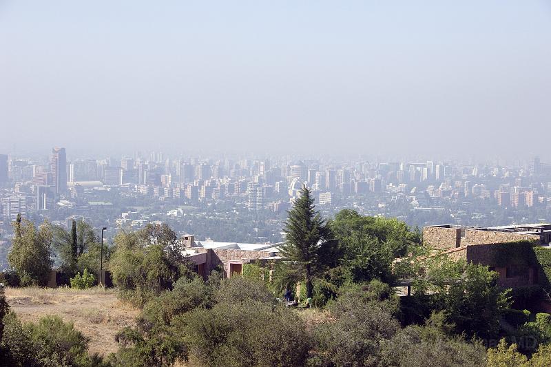 20071222 100924 D2X 4200X2800.jpg - Santiago from the Eastern suburbs.  Note smog.  Much of it because of the surrounding mountains.  There are similarities in topography to Los Angeles